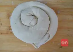 Illustration of how to make walnut kernel pot helmet 9