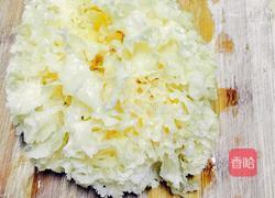 冰糖雪梨雪耳糖水的做法图解3