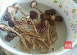 茶树菇无花果鸭汤的做法图解2