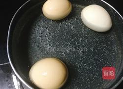蛋包鱼籽的做法图解1