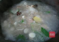 白萝卜豆腐排骨汤的做法图解2