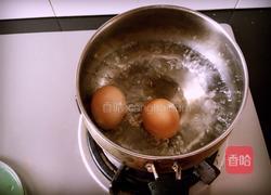 枸杞红枣煲鸡蛋的做法图解3