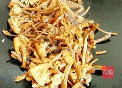 茶树菇炒瘦肉的做法图解6