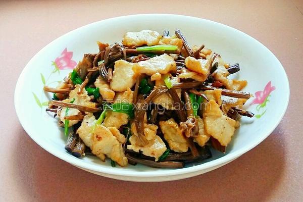 茶树菇炒瘦肉