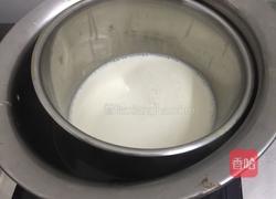 原味慕斯蛋糕的做法图解2