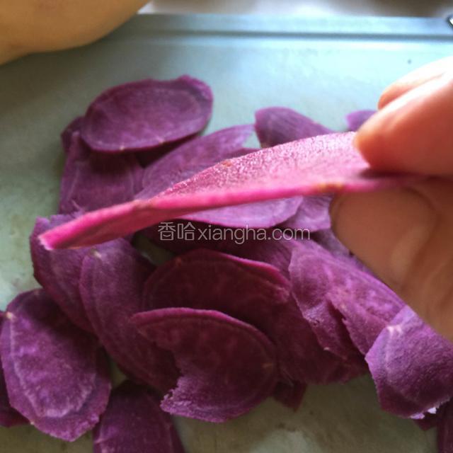 切成薄片，一定要均匀