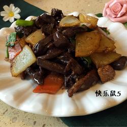 红蘑炒土豆片的做法[图]