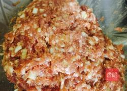 千层发面肉饼的做法图解2