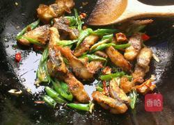 青椒炒鱼的做法图解11