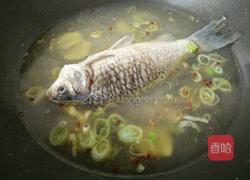 野生鲫鱼汤的做法图解6