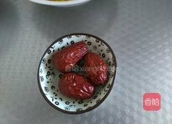 玉米大枣鸡汤的做法图解3