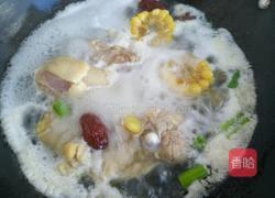 玉米大枣鸡汤的做法图解10
