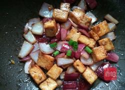 洋葱炒豆腐的做法图解10