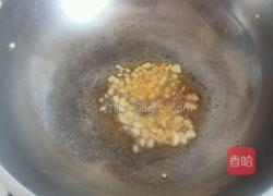 蛋炒方便面的做法图解3