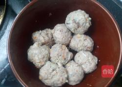 牛肉丸汤的做法图解1