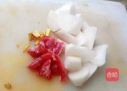 水煮白萝卜的做法图解2