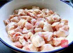 椒盐鸡脆骨的做法图解1