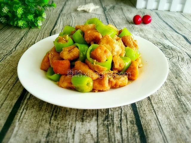 油豆腐炒青椒