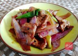 葱爆牛排的做法图解4