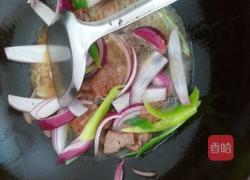 葱爆牛排的做法图解3