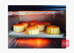 蛋黄莲蓉月饼的做法图解24