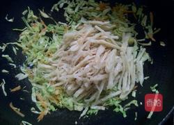 包菜炒饼丝的做法图解7