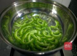 苦瓜肉丝汤的做法图解5