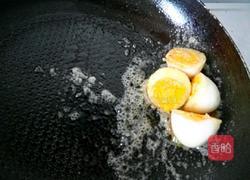 拔丝鸡蛋的做法图解11