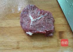 草菇蚝汁牛柳的做法图解1