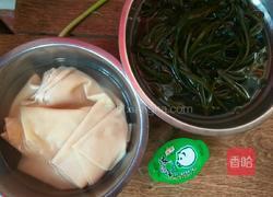 海带豆皮汤的做法图解1