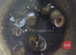 干笋炖田螺肉的做法图解4