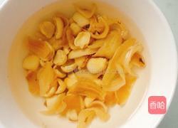 海底椰银耳雪梨汤的做法图解3