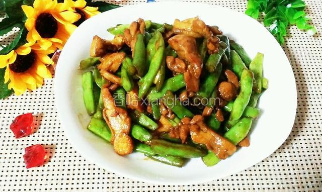 豆角炒鸡肉