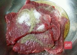 洋葱牛排的做法图解2