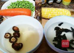 什锦豌豆粒的做法图解1
