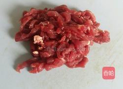 胡萝卜炒牛肉丝的做法图解1