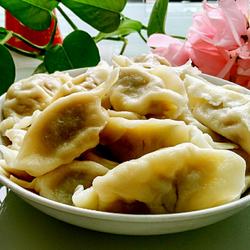 羊肉酸菜饺子的做法[图]