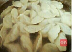 羊肉酸菜饺子的做法图解6