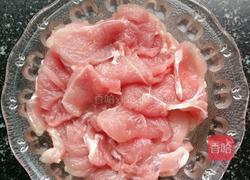 西芹炒肉片的做法图解1