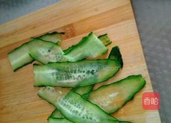 凉拌黄瓜海蜇皮的做法图解1
