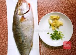 红烧咸鱼的做法图解1