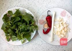 穿心莲拌百合的做法图解1