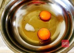 鲍鱼蒸蛋的做法图解1