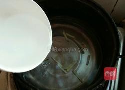 金针菇猪肝汤的做法图解4