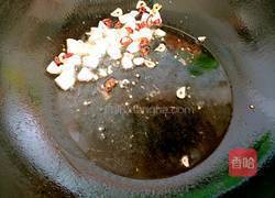 扇贝丁炒鸡蛋的做法图解7