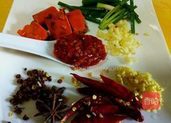 酸笋田螺煲的做法图解3