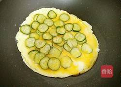 黄瓜蛋饼的做法图解4