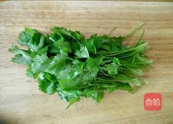 豆皮香菜卷的做法图解1