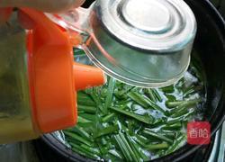 韭菜豆腐汤的做法图解7