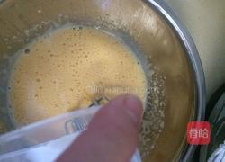 高压锅戚风蛋糕。的做法图解6